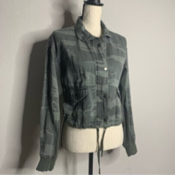 Splendid Women’s Camouflage Zip Up Bomber Utility Jacket - Picture 2 of 11